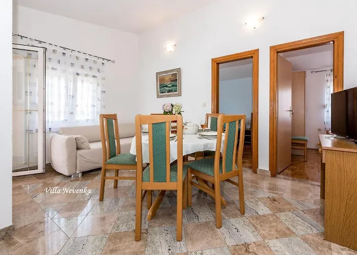 - Sibenik Riviera 7186 Rogoznica (Sibenik-Knin)